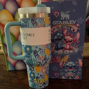 Stanley Tropical Stitch Tumbler - Light Blue, Teal, Yellow